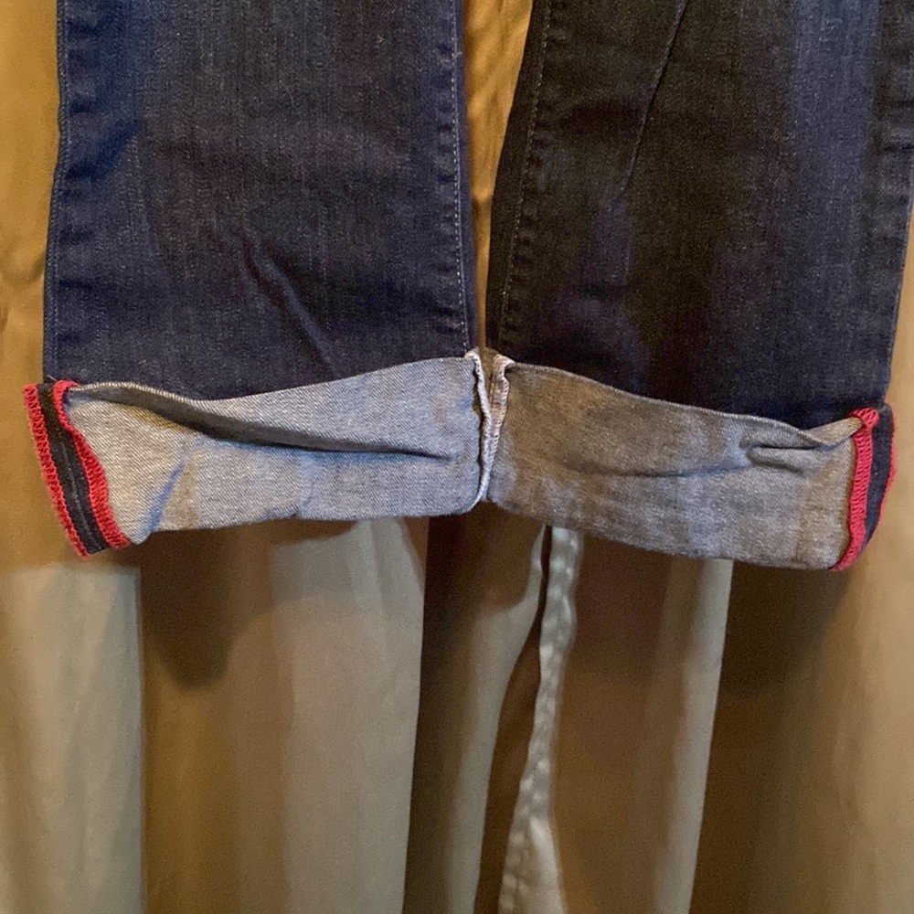 Womens Carhartt Denim Jeans Capri Pants Sz 6 Curvy Fit Cuffed EUC - Picture 2 of 8